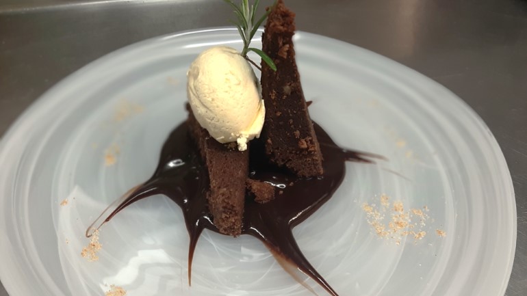 Plato de postre de chocolate