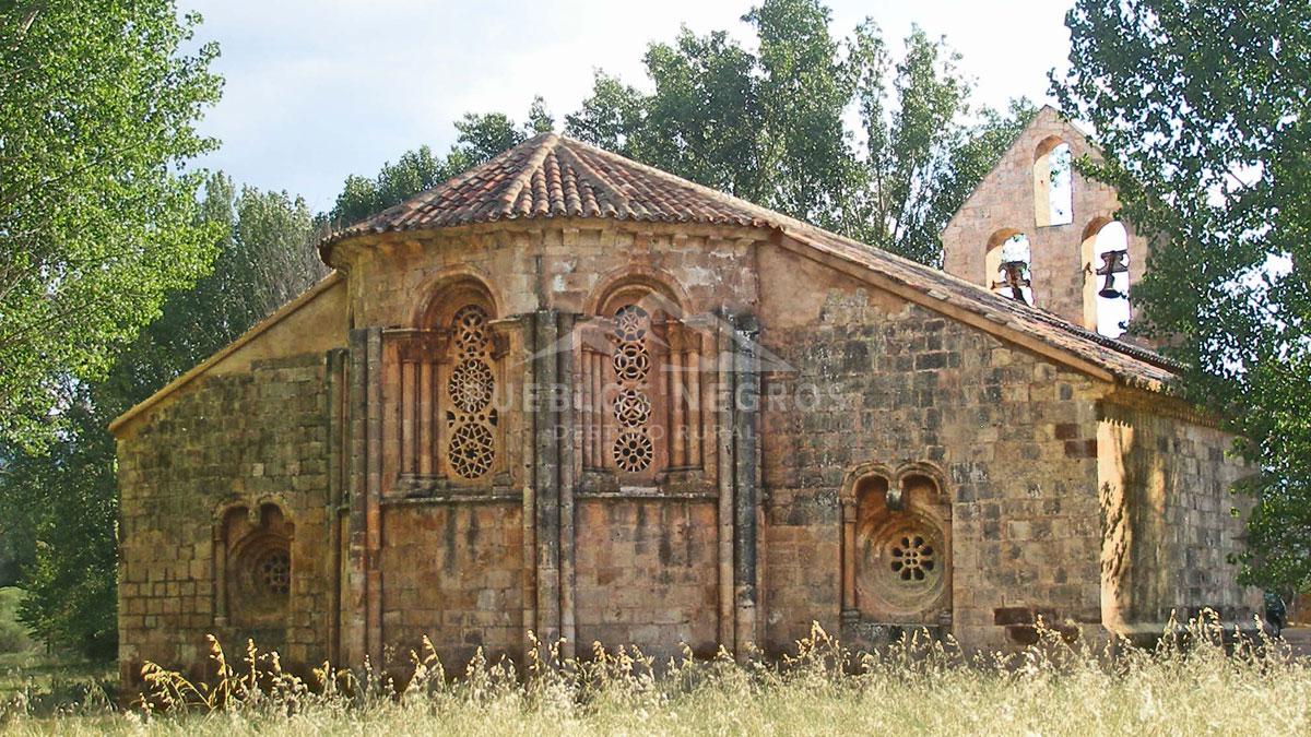 Iglesia de Santa Coloma de Albendiego, ejemplo del románico rural de Guadalajara