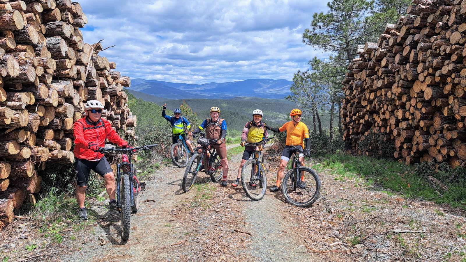 Ascensión al Collado de Ontanar antes de la subida al Cabezas