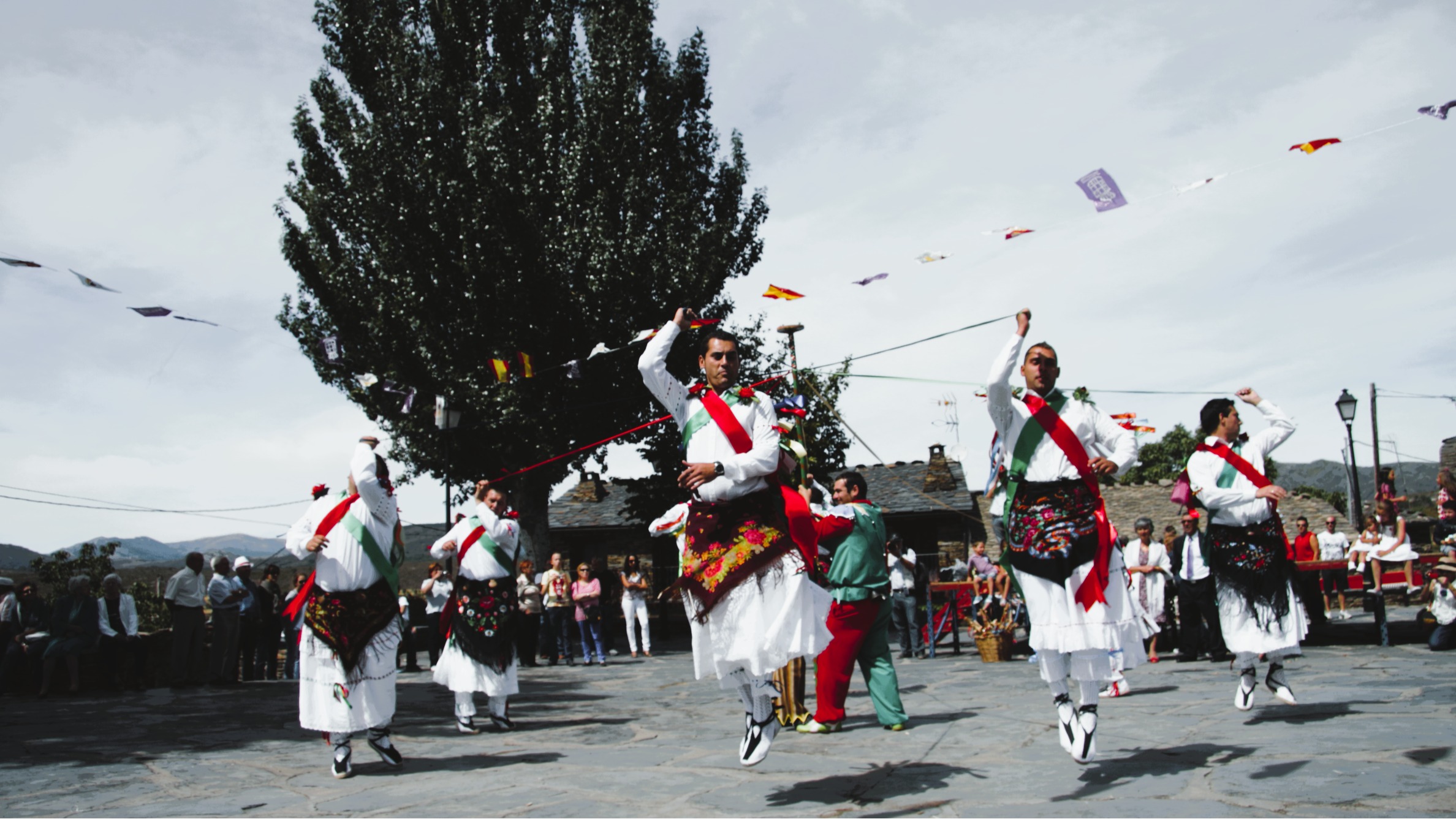 La fiesta de los Danzantes de Majaelrayo